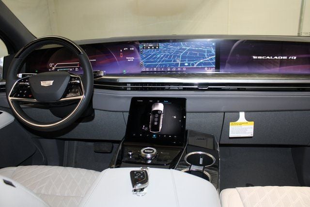 2025 Cadillac ESCALADE IQ Luxury 1