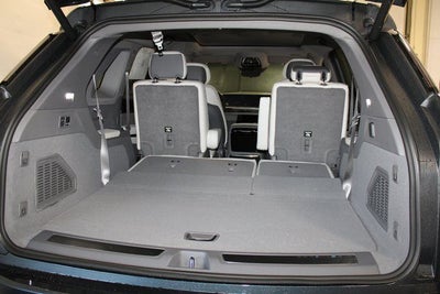 2025 Cadillac ESCALADE IQ Luxury 1