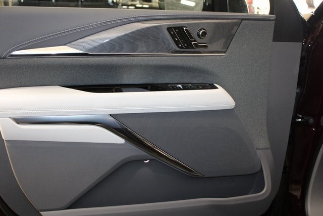 2025 Cadillac ESCALADE IQ Sport 1