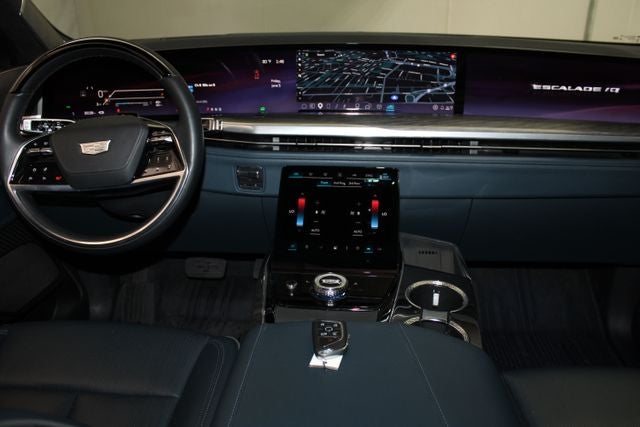 2025 Cadillac ESCALADE IQ Sport 2