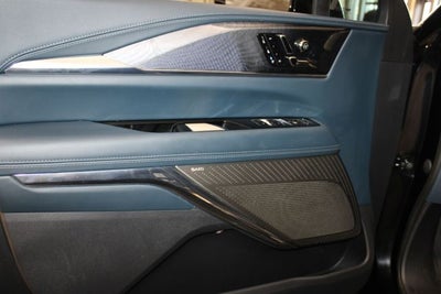 2025 Cadillac ESCALADE IQ Sport 2
