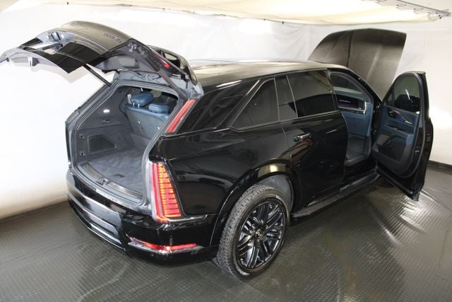 2025 Cadillac ESCALADE IQ Sport 2