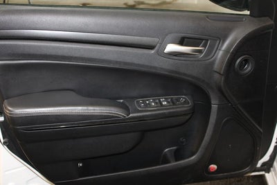 2016 Chrysler 300 S