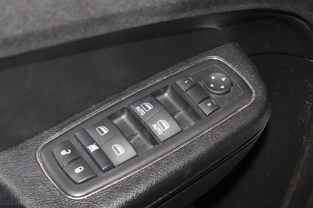 2016 Chrysler 300 S