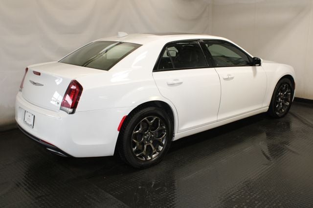 2016 Chrysler 300 S
