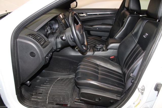 2016 Chrysler 300 S
