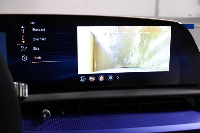 2026 Cadillac OPTIQ Luxury - Photo 17