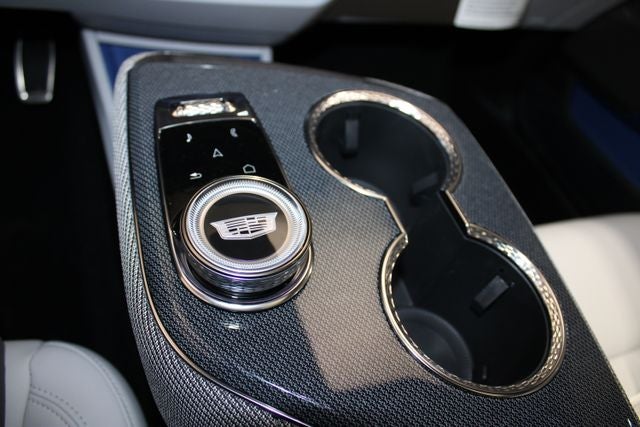 2026 Cadillac OPTIQ Luxury