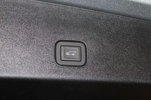 2026 Cadillac OPTIQ Luxury - Photo 30