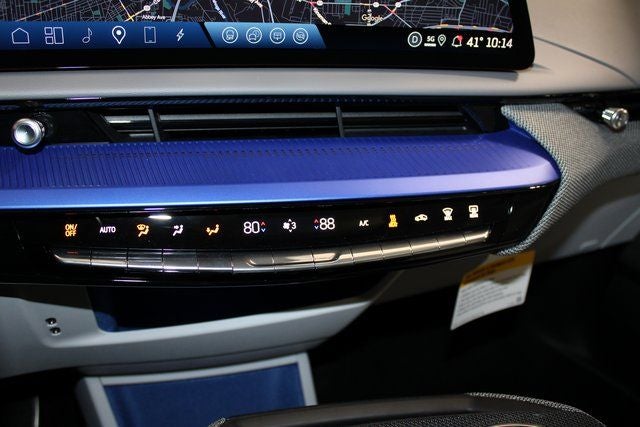 2026 Cadillac OPTIQ Luxury