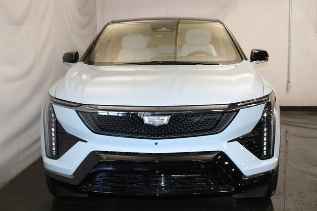 2025 Cadillac OPTIQ Sport 2