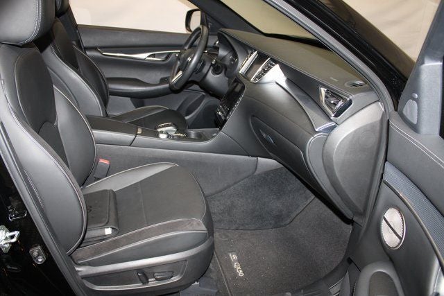 2023 INFINITI QX50 SPORT