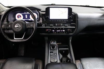 2022 Nissan Pathfinder Platinum