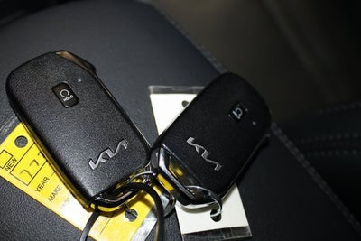 2022 Kia K5 EX