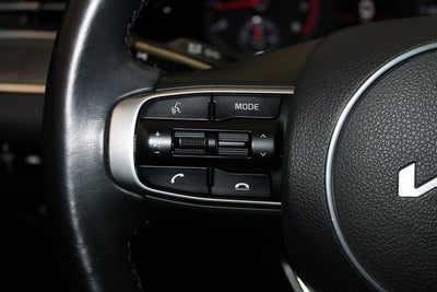 2022 Kia K5 EX