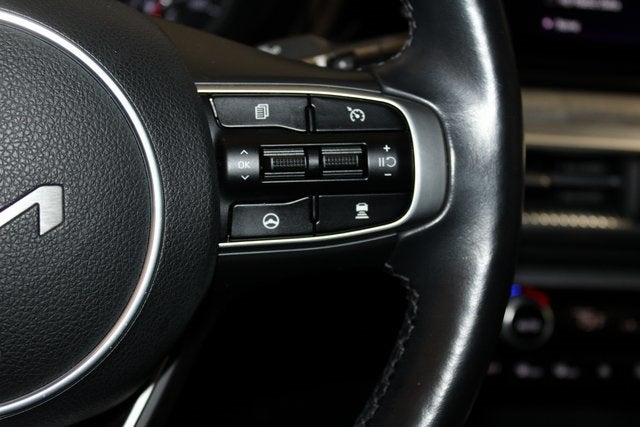 2022 Kia K5 EX