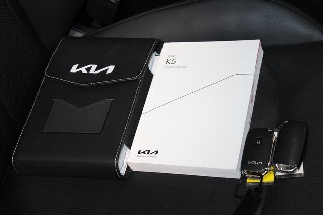 2022 Kia K5 EX