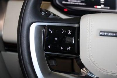 2025 Land Rover Range Rover SE