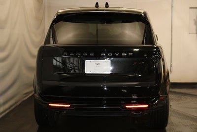 2025 Land Rover Range Rover SE