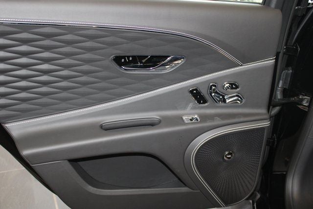 2022 Bentley Flying Spur V8