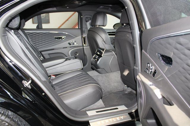2022 Bentley Flying Spur V8