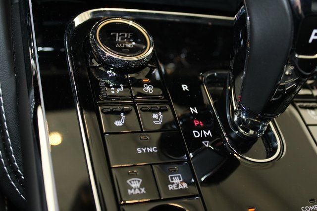 2022 Bentley Flying Spur V8
