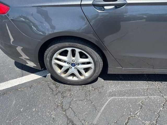 2015 Ford Fusion SE