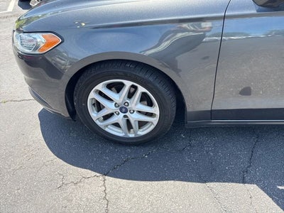 2015 Ford Fusion SE