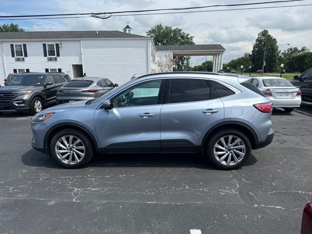2022 Ford Escape Titanium