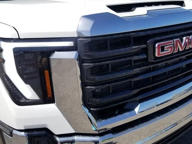 2025 GMC Sierra 2500HD Pro