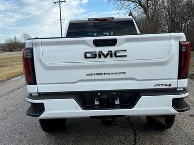 2025 GMC Sierra 2500HD AT4
