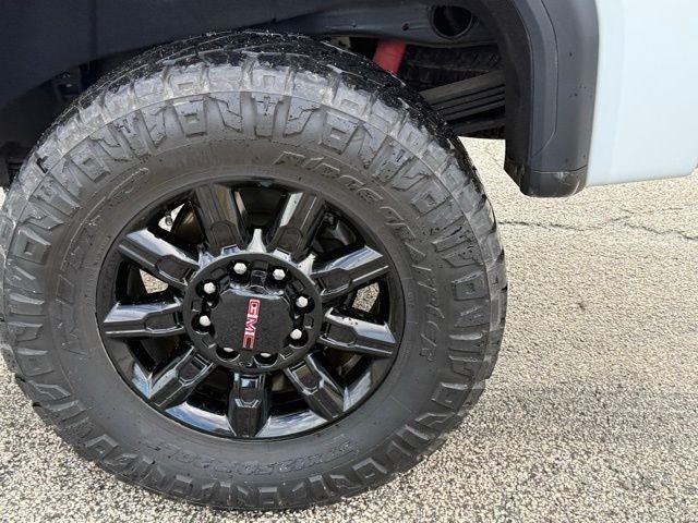 2025 GMC Sierra 2500HD AT4