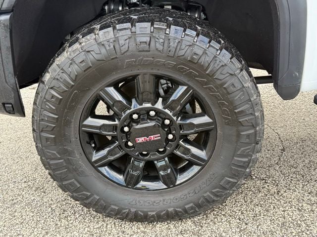 2025 GMC Sierra 2500HD AT4