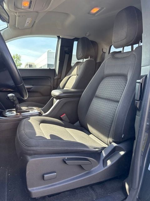 2017 GMC Canyon SLE1