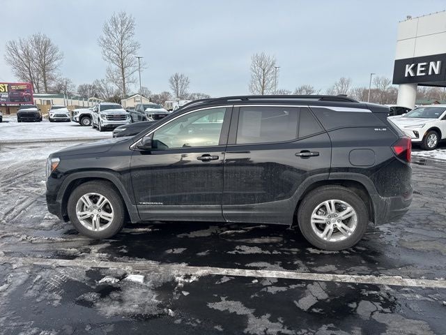 2022 GMC Terrain SLE