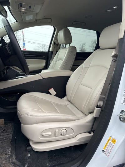 2024 Buick Enclave Essence