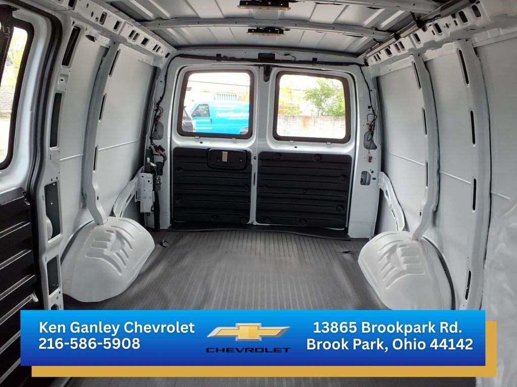 2026 Chevrolet Express 2500 Work Van Cargo