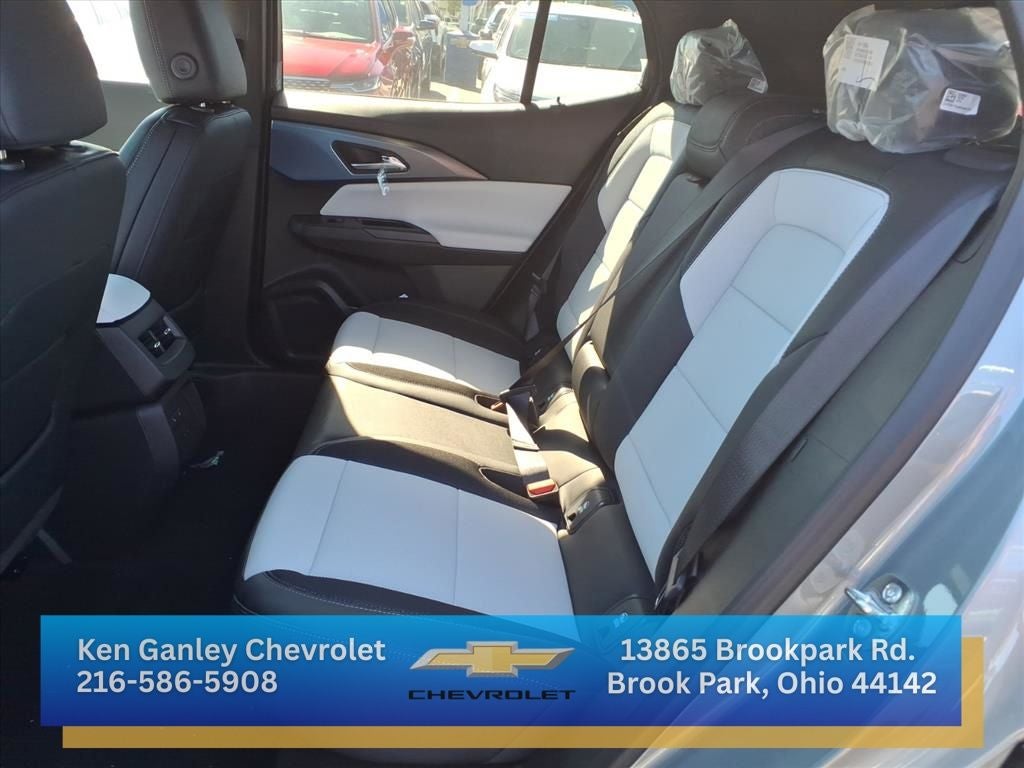 2025 Chevrolet Equinox EV LT