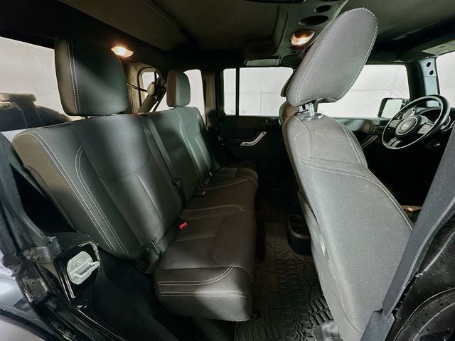 2015 Jeep Wrangler Unlimited Sahara w/ REMOTE START