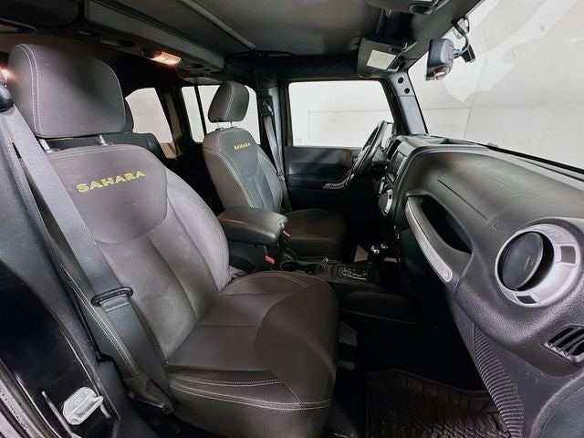 2015 Jeep Wrangler Unlimited Sahara w/ REMOTE START