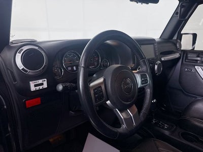 2016 Jeep Wrangler Unlimited Rubicon w/ CLEAN CARFAX