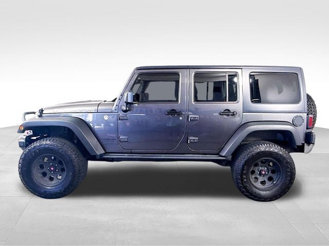 2016 Jeep Wrangler Unlimited Rubicon w/ CLEAN CARFAX