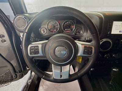 2016 Jeep Wrangler Unlimited Rubicon w/ CLEAN CARFAX