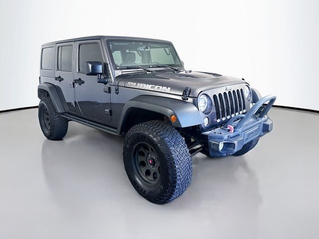 2016 Jeep Wrangler Unlimited Rubicon w/ CLEAN CARFAX