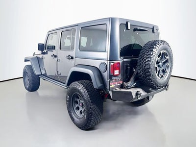 2016 Jeep Wrangler Unlimited Rubicon w/ CLEAN CARFAX
