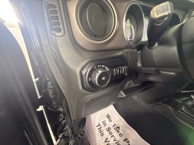 2020 Jeep Wrangler Unlimited Sport S w/ HEATED SEATS