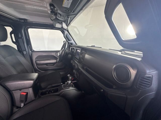 2020 Jeep Wrangler Unlimited Sport S w/ HEATED SEATS