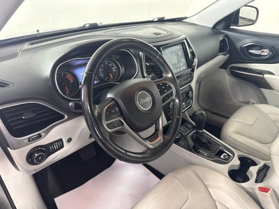 2019 Jeep Cherokee Limited w/ PANO ROOF