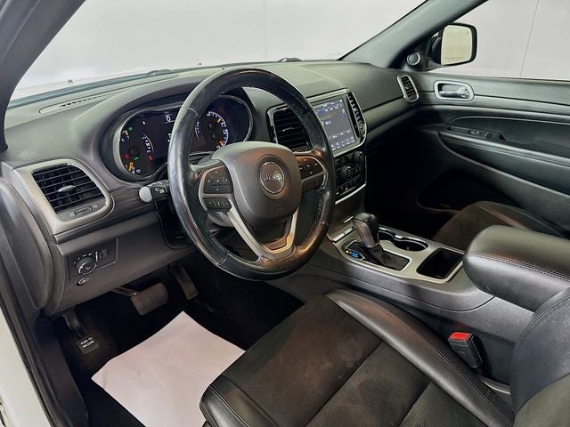 2020 Jeep Grand Cherokee Altitude w/ PWR SUNROOF