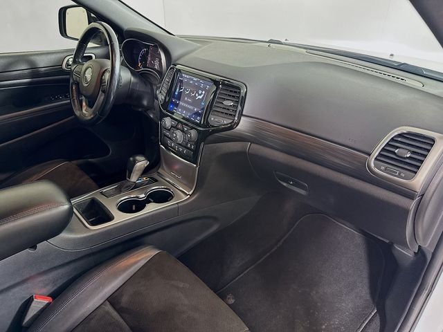 2020 Jeep Grand Cherokee Altitude w/ PWR SUNROOF